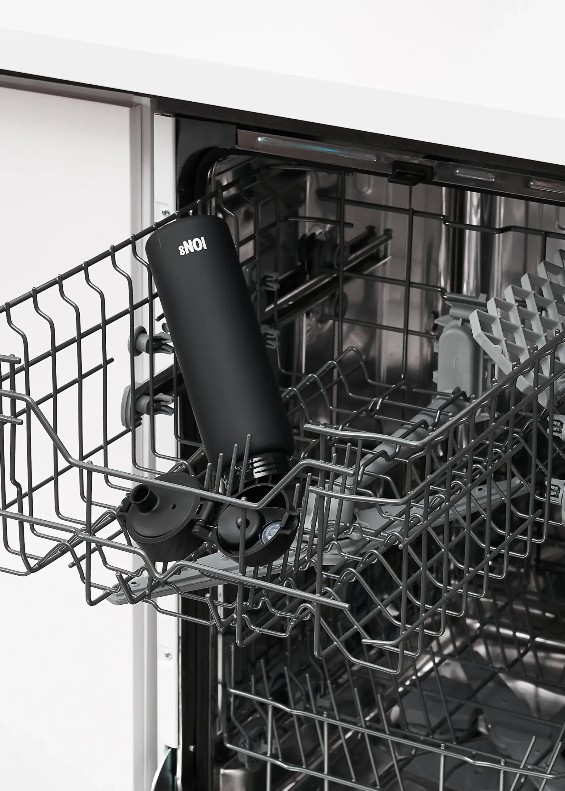 Drikkeflaske 0,5L Svart-Ion8 Clearance