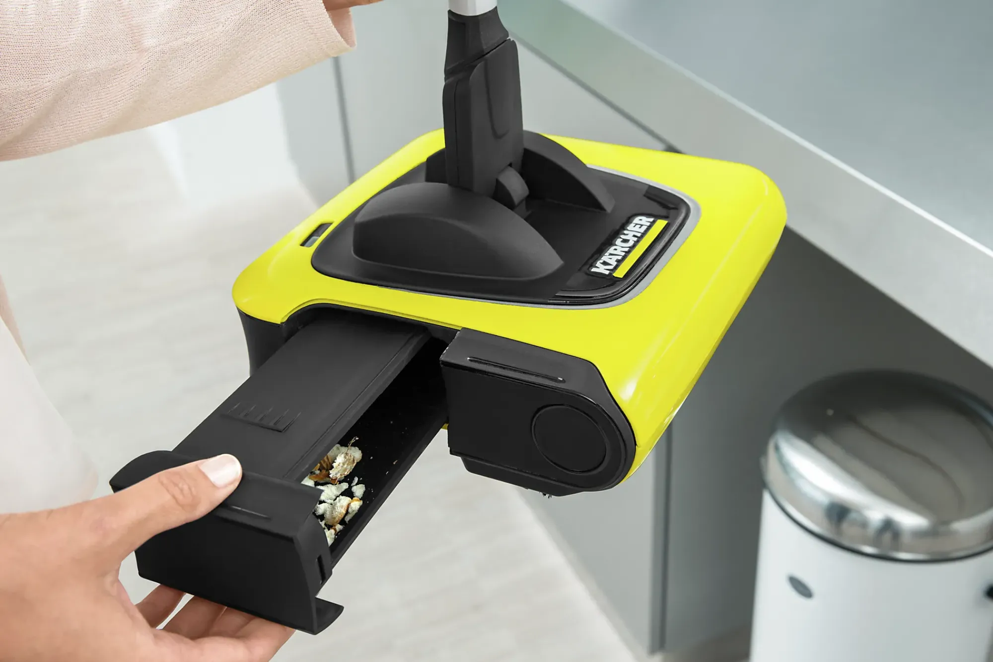 Elektrisk batteridrevet feiekost KB 5-Kärcher Clearance