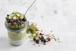 Frokostsett med skje i gaveeske 0,35l-Kilner Clearance