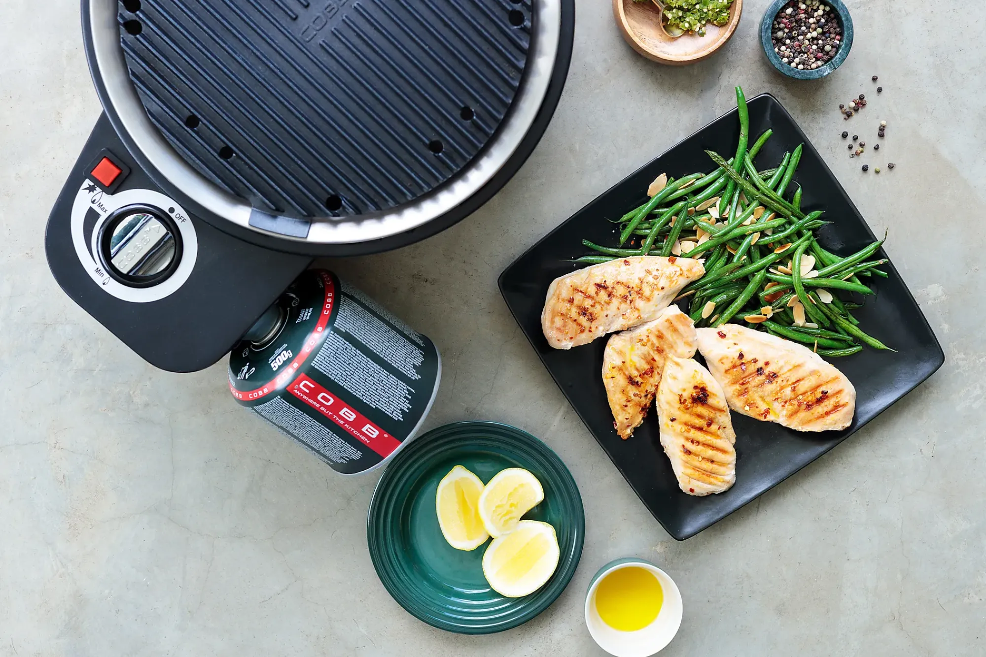 Grill Premier Gass De luxe 2.0-Cobb Sale