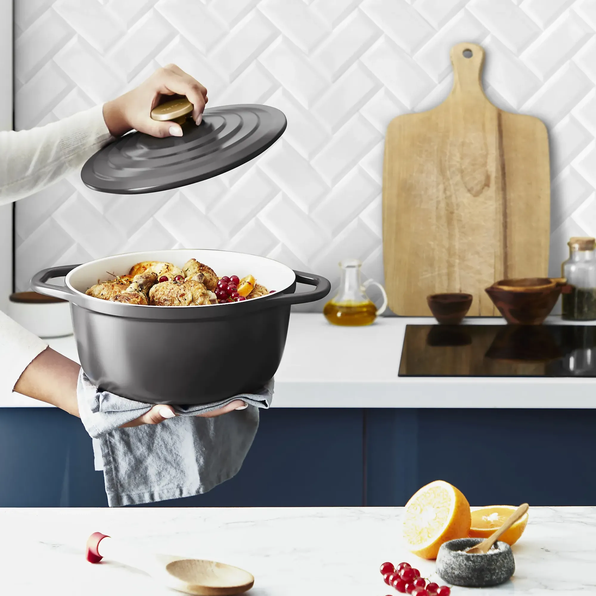 Gryte Air 24cm 4,7l-Tefal Clearance
