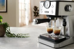 Kaffemaskin Classic EM450.M-Delonghi Hot