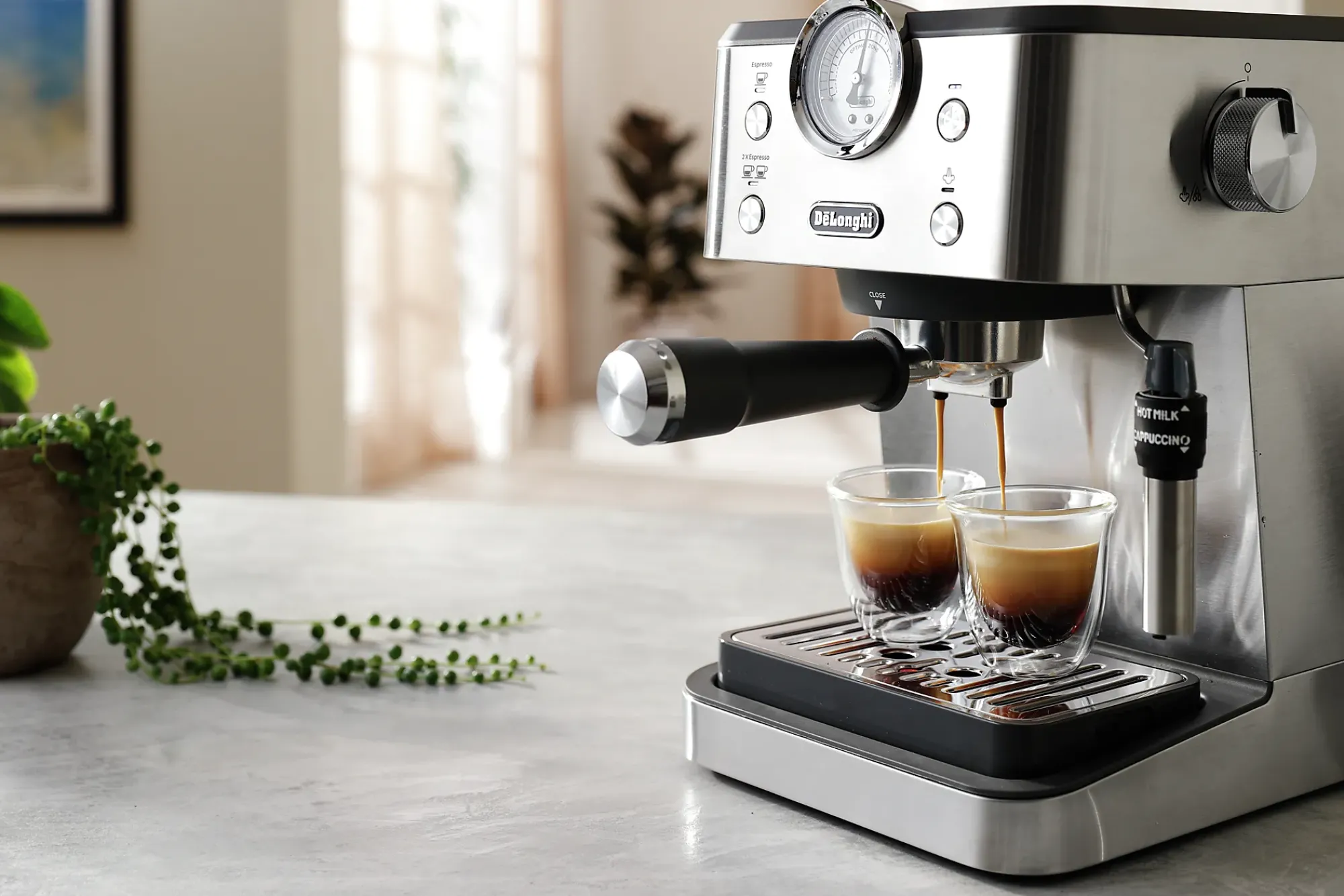 Kaffemaskin Classic EM450.M-Delonghi Hot