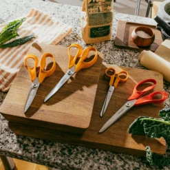 Kjøkkensaks classic 18cm-Fiskars Clearance