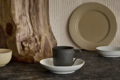 Lunsjtallerken Ø23cm Rhombe Earth Clay-Lyngby porcelæn Hot