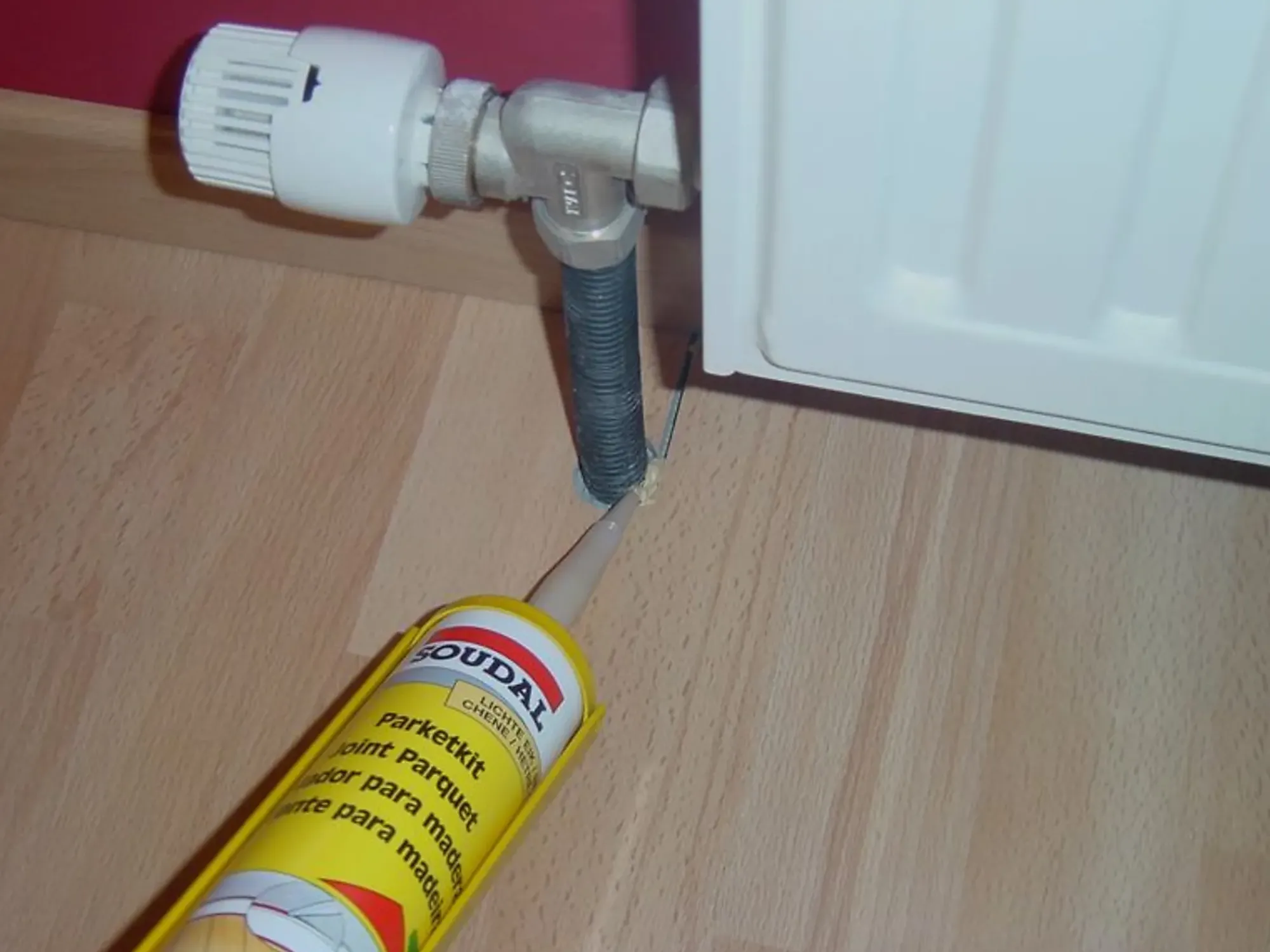 Soudal prkettkitt medium eik/bøk 310 0,3l-Alanor Outlet