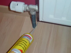 Soudal prkettkitt medium eik/bøk 310 0,3l-Alanor Outlet