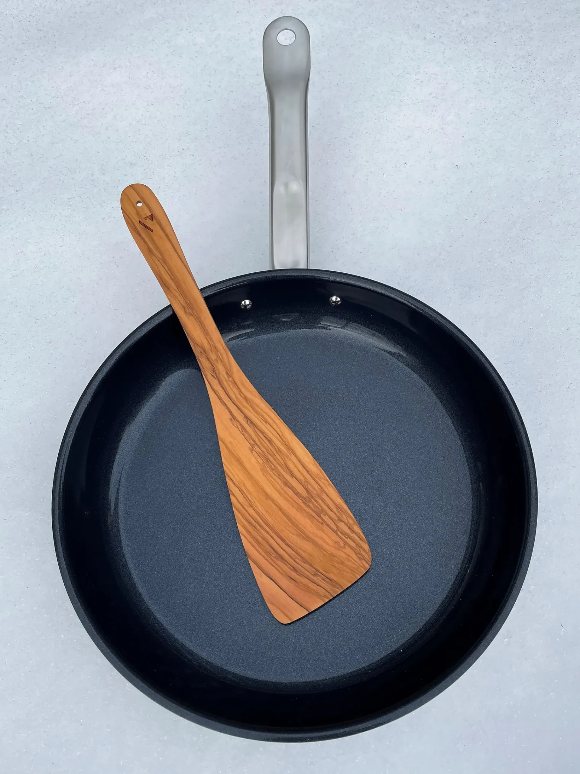 Stekespade oliven stor 32cm-Varde Clearance