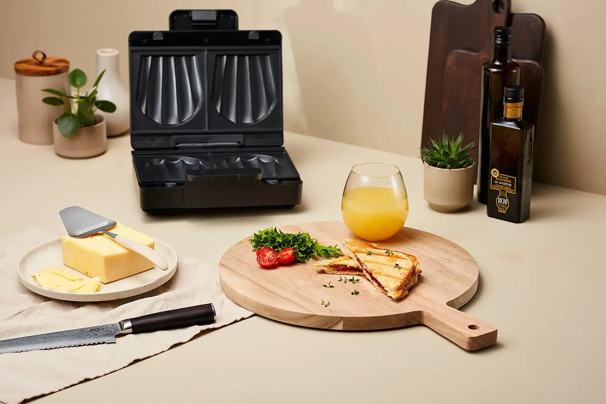 Toastjern med skjellformet plate-Wilfa Clearance
