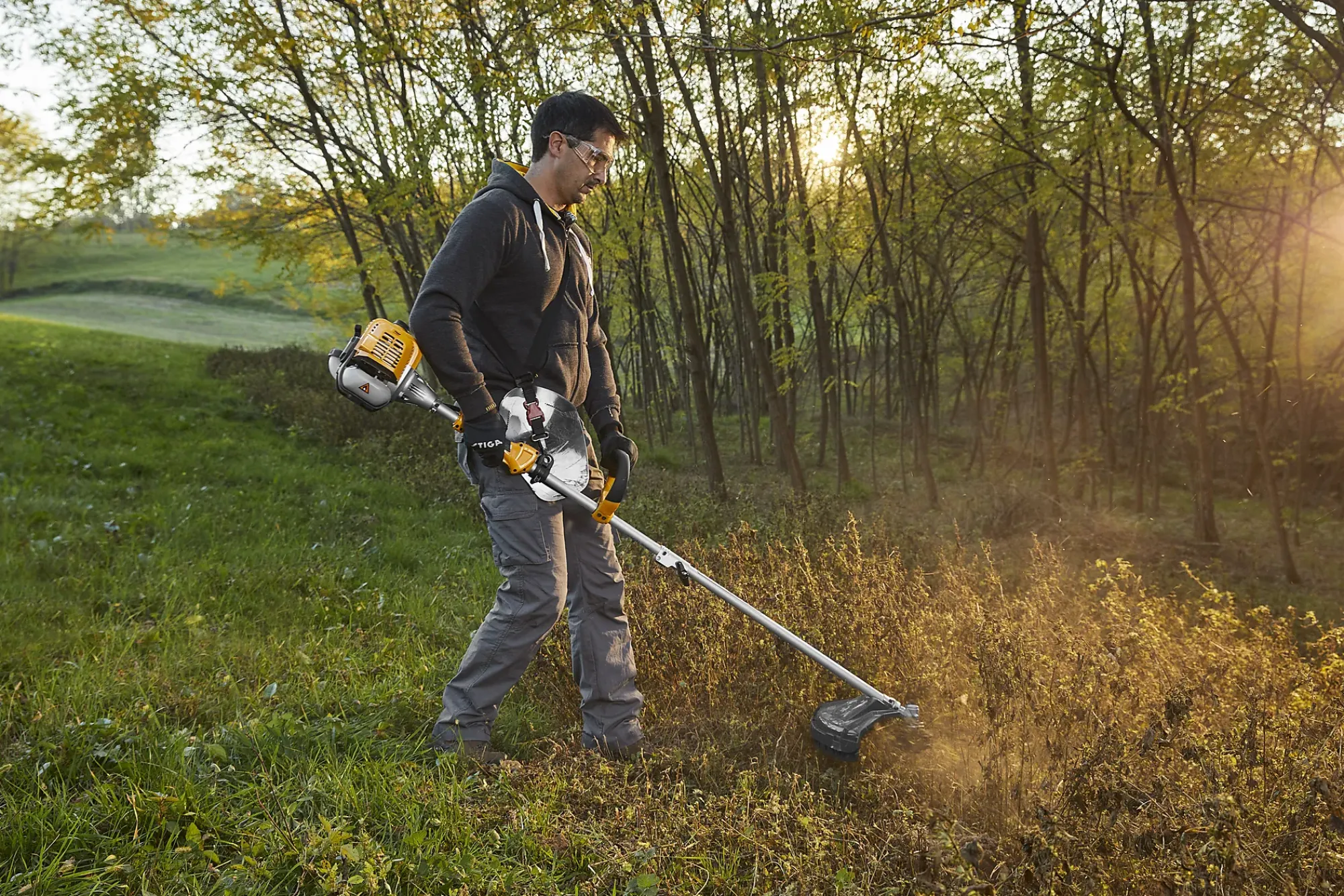 Trimmer / Ryddesag Bc 330 A 2-taktsmotor Skjærebredde 43Cm-Stiga Sale