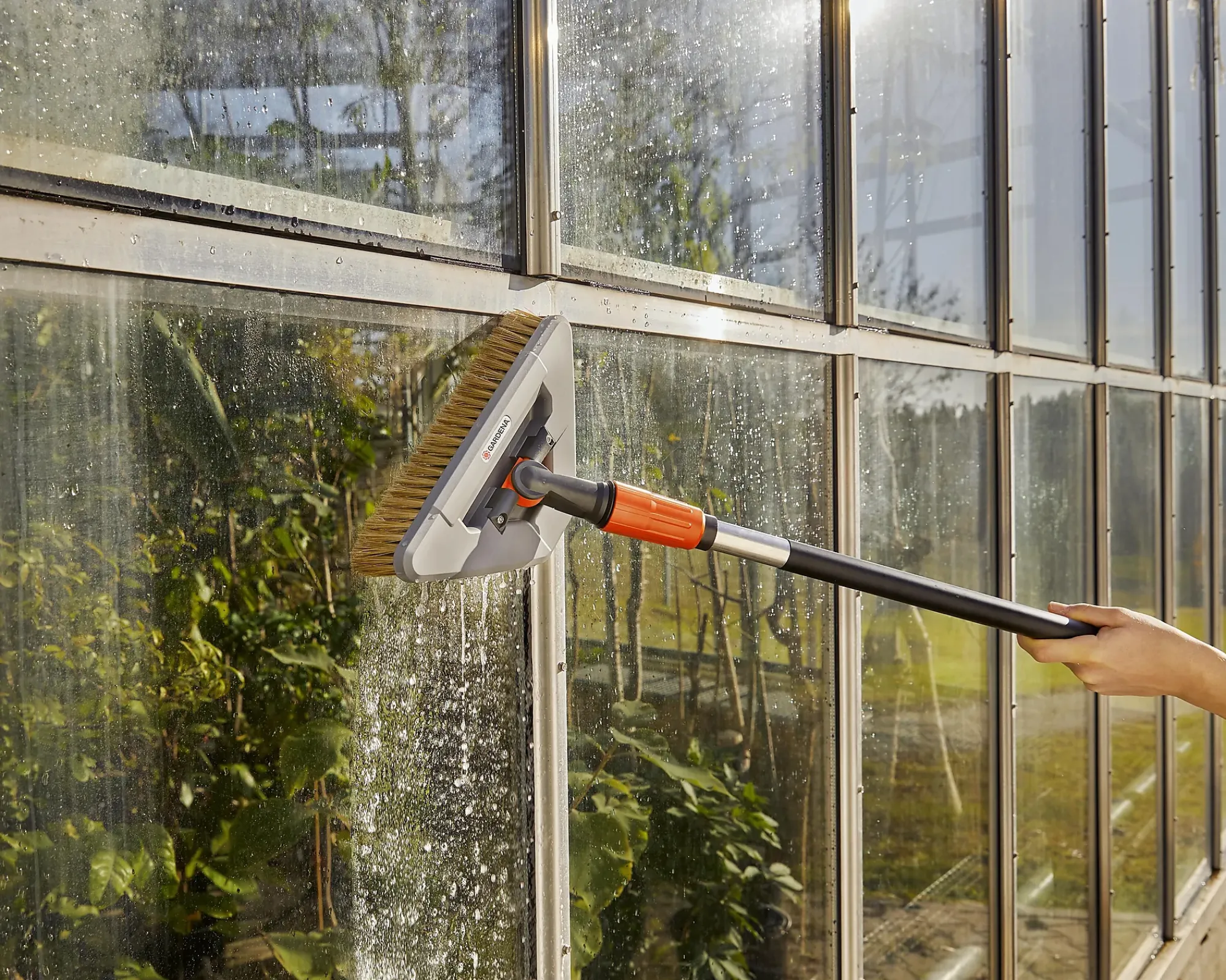 VASKEBØRSTE M/ KULELEDD 05560-Gardena Online